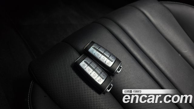 Genesis G80 (RG3) Gasoline 2.5 Turbo AWD 2022 — фото 15