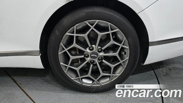 Genesis G80 (RG3) Gasoline 2.5 Turbo AWD 2022 — фото 21