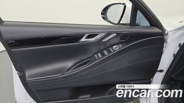 Genesis G80 (RG3) Gasoline 2.5 Turbo AWD 2022 — фото 24