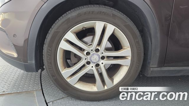 Mercedes-Benz GLA-Class (X156) GLA200 d 4MATIC 2016 — фото 5