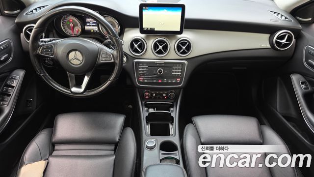 Mercedes-Benz GLA-Class (X156) GLA200 d 4MATIC 2016 — фото 7