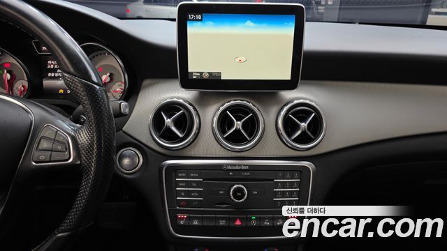 Mercedes-Benz GLA-Class (X156) GLA200 d 4MATIC 2016 — фото 23