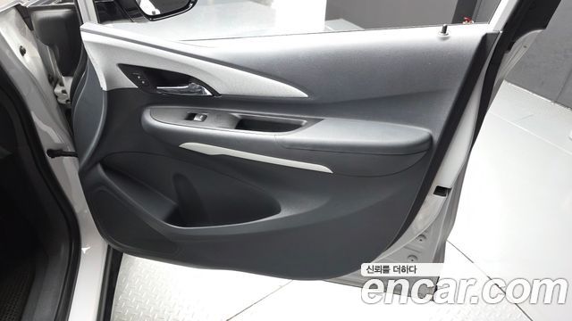 Chevrolet Bolt EV EV LT DLX 2019 — фото 30