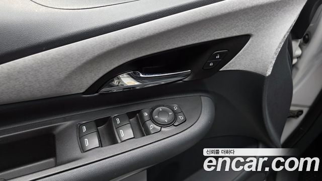 Chevrolet Bolt EV EV LT DLX 2019 — фото 34