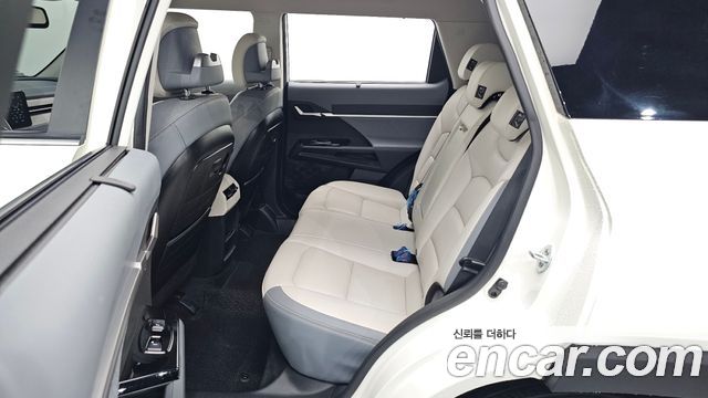 KG Mobility (SsangYong) Torres EVX E7 2024 — фото 15