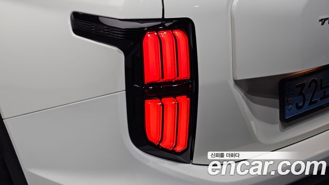 KG Mobility (SsangYong) Torres EVX E7 2024 — фото 29