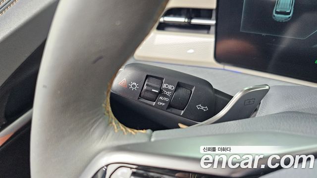 KG Mobility (SsangYong) Torres EVX E7 2024 — фото 36