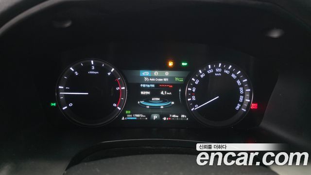KG Mobility (SsangYong) Rexton Sports Khan Diesel 2.2 4WD Dynamic Edition (5-Link) 2021 — фото 8