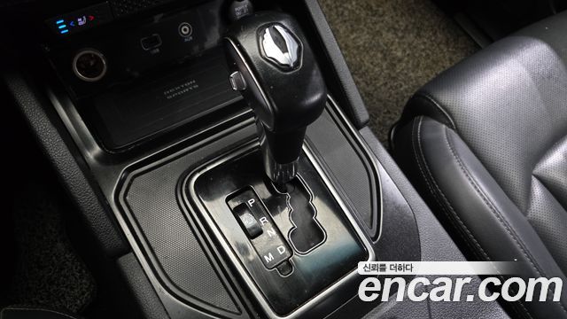 KG Mobility (SsangYong) Rexton Sports Khan Diesel 2.2 4WD Dynamic Edition (5-Link) 2021 — фото 9