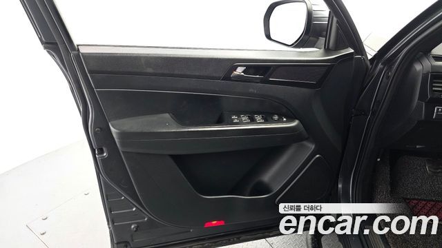 KG Mobility (SsangYong) Rexton Sports Khan Diesel 2.2 4WD Dynamic Edition (5-Link) 2021 — фото 30