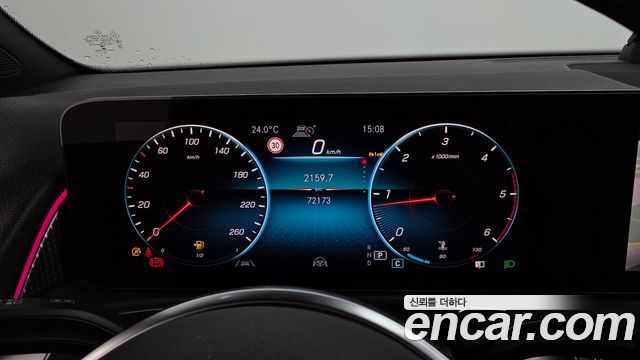 Mercedes-Benz GLB-Class (X247) GLB200 d 2023 — фото 8