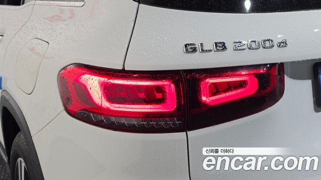 Mercedes-Benz GLB-Class (X247) GLB200 d 2023 — фото 23