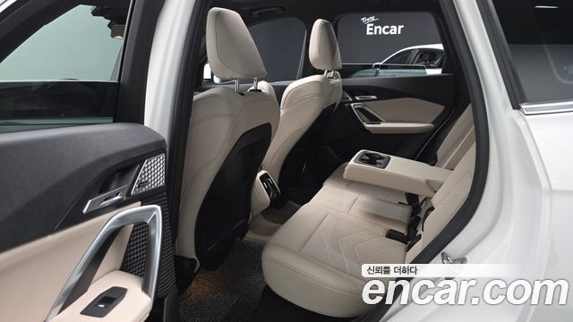 BMW X1 (U11) xDrive 20i M Sport 2024 — фото 11