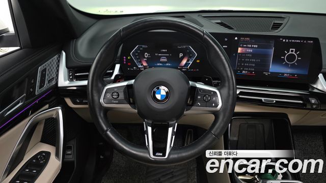 BMW X1 (U11) xDrive 20i M Sport 2024 — фото 14