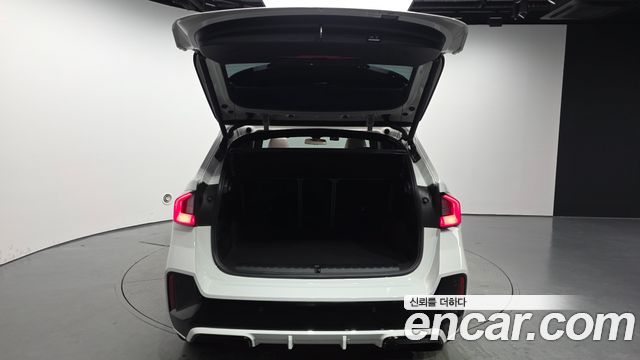 BMW X1 (U11) xDrive 20i M Sport 2024 — фото 36