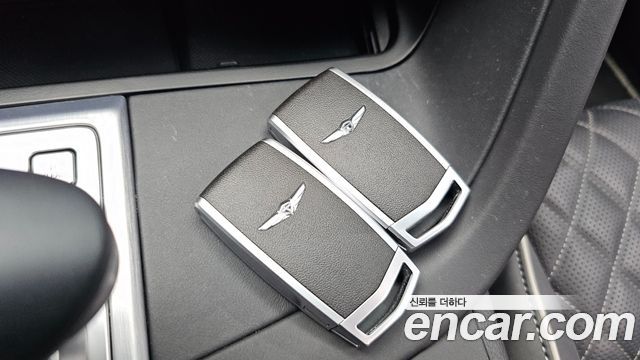 Genesis G70 2.0T Sport Package 2019 — фото 16