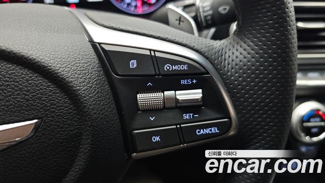 Genesis G70 2.0T Sport Package 2019 — фото 17