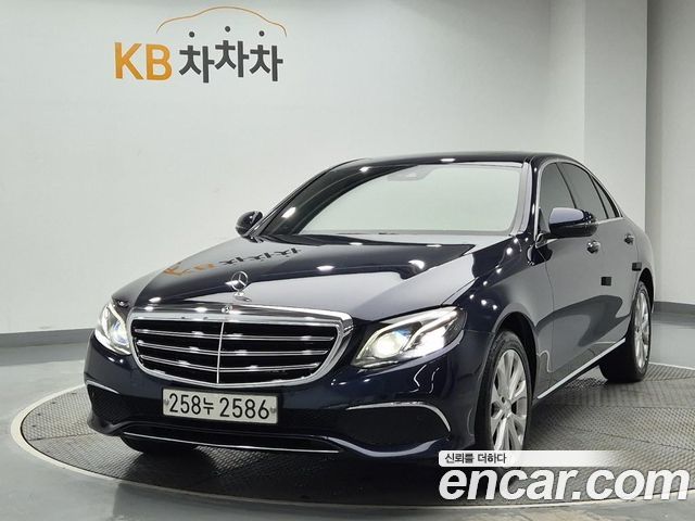 Mercedes-Benz E-Class (W213) E220d 4MATIC Exclusive