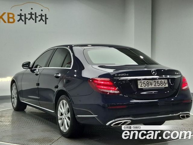 Mercedes-Benz E-Class (W213) E220d 4MATIC Exclusive 2019 — фото 2