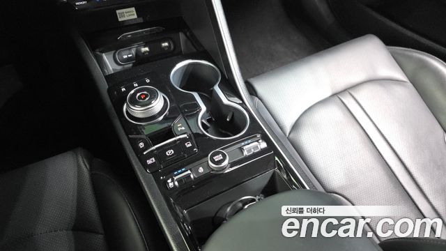 Kia K5 (III) 2.0 Prestige 2023 — фото 9