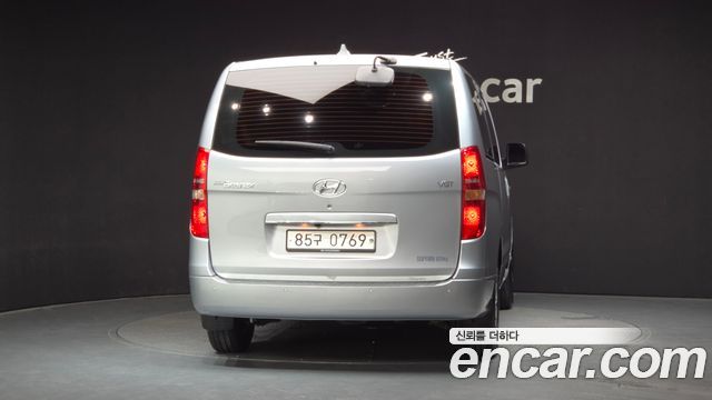Hyundai Grand Starex Van 3-Seater Smart 2021 — фото 4