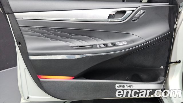 Hyundai Grandeur (IG) 2.5 Calligraphy 2020 — фото 24