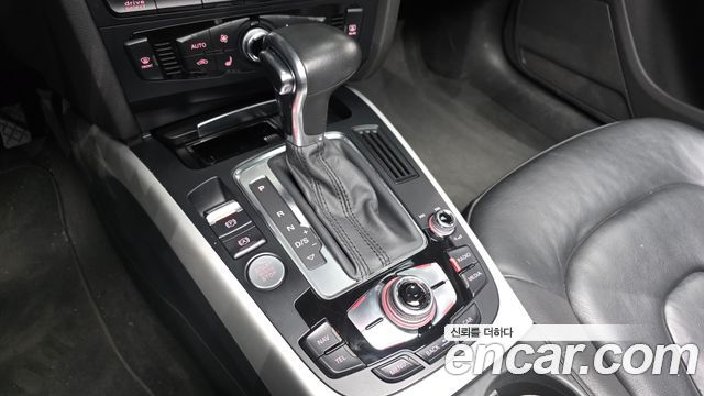 Audi A4 35 TDI Quattro Dynamic B8 2015 — фото 9