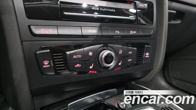 Audi A4 35 TDI Quattro Dynamic B8 2015 — фото 17