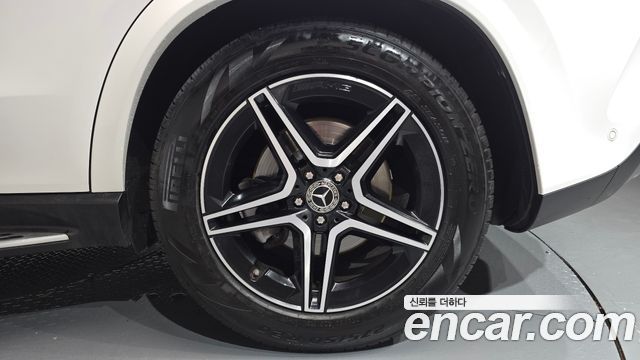 Mercedes-Benz GLE-Class (W167) GLE450 4MATIC 2020 — фото 27