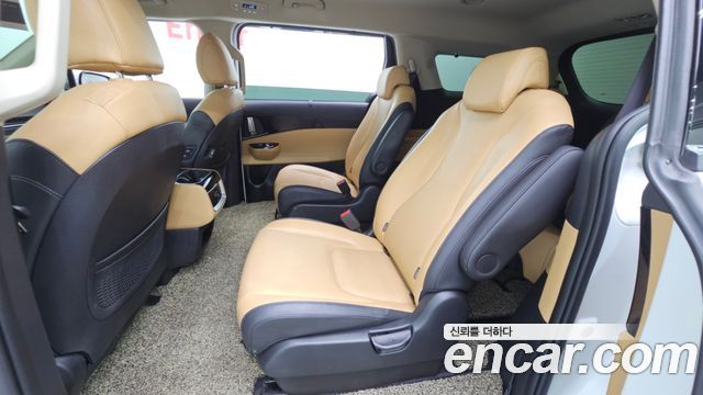 Kia Carnival (IV) Diesel 9-Seater Noblesse 2023 — фото 12