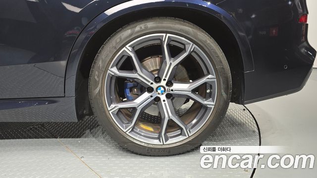 BMW X5 (G05) xDrive 40i M Sport 2022 — фото 21