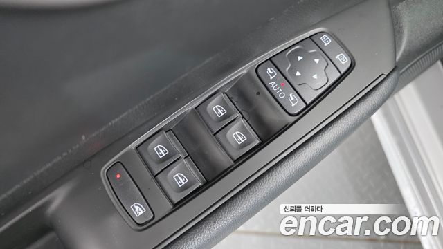 Renault Korea SM6 2.0 LPe SE (Disabled) 2019 — фото 11