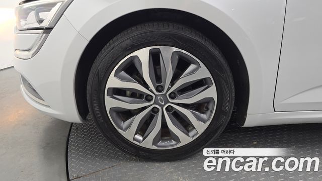 Renault Korea SM6 2.0 GDe SE 2017 — фото 5