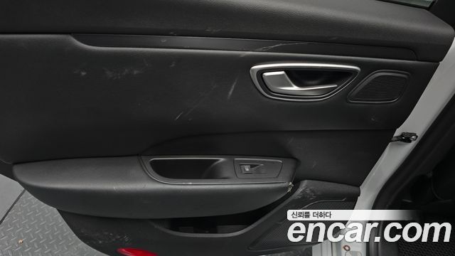Renault Korea SM6 2.0 GDe SE 2017 — фото 24