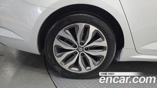 Renault Korea SM6 2.0 GDe SE 2017 — фото 29