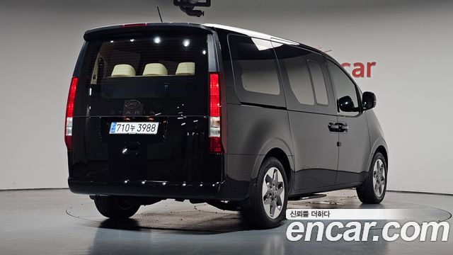 Hyundai Staria HEV 1.6 Tourer 11-Seater Modern 2025 — фото 2