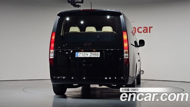 Hyundai Staria HEV 1.6 Tourer 11-Seater Modern 2025 — фото 4