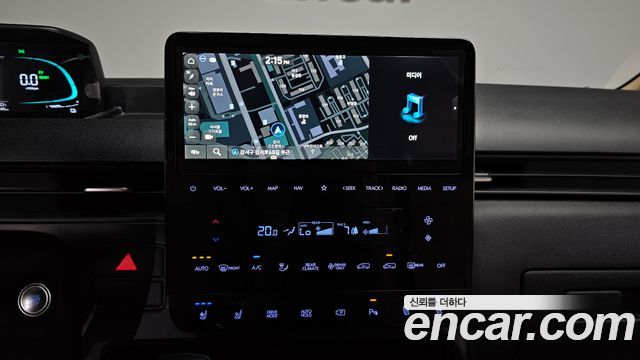 Hyundai Staria HEV 1.6 Tourer 11-Seater Modern 2025 — фото 14