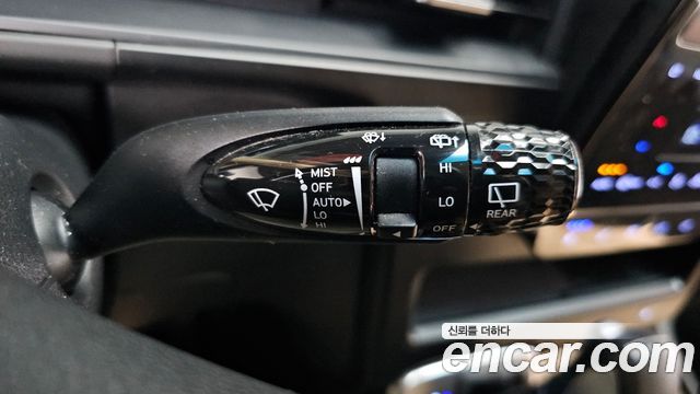 Hyundai Staria HEV 1.6 Tourer 11-Seater Modern 2025 — фото 19