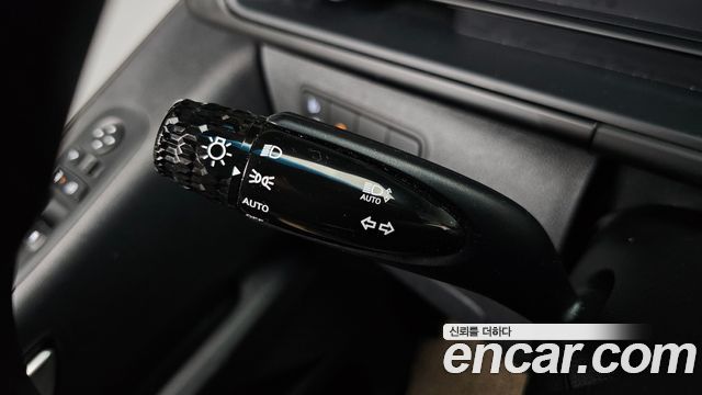 Hyundai Staria HEV 1.6 Tourer 11-Seater Modern 2025 — фото 29