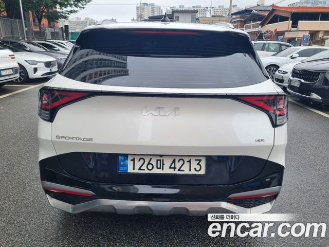 Kia Sportage (V) Gasoline 1.6 Turbo 4WD Signature 2022 — фото 5