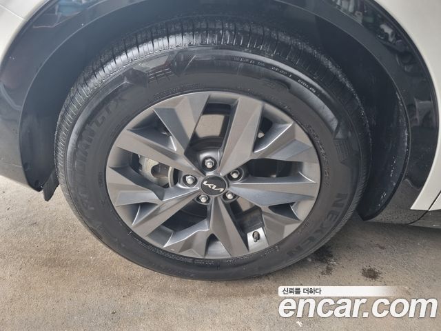Kia Sportage (V) Gasoline 1.6 Turbo 4WD Signature 2022 — фото 21
