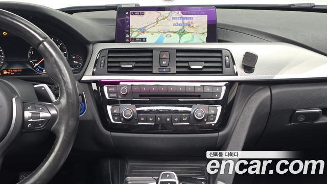 BMW 3 Series (F30) 330i M Sport Shadow 2018 — фото 13