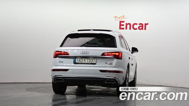Audi Q5 (FY) 45 TFSI Quattro Premium 2021 — фото 4