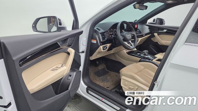 Audi Q5 (FY) 45 TFSI Quattro Premium 2021 — фото 10