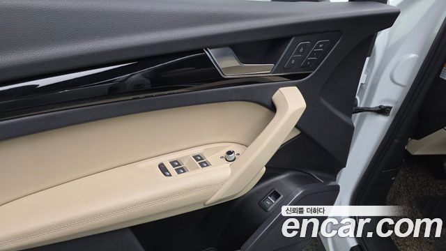 Audi Q5 (FY) 45 TFSI Quattro Premium 2021 — фото 24