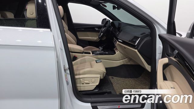 Audi Q5 (FY) 45 TFSI Quattro Premium 2021 — фото 32