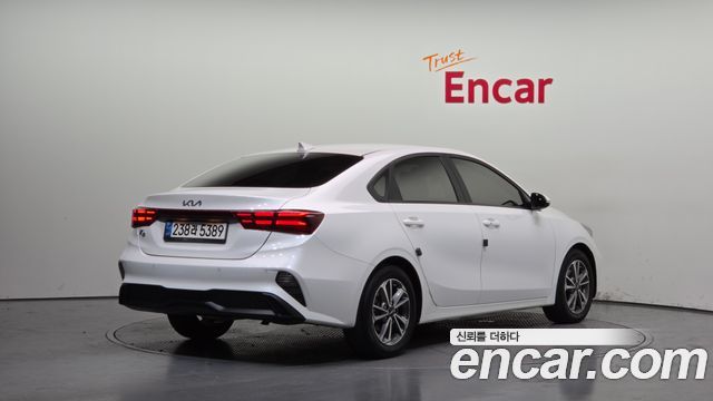 Kia K3 (II) 1.6 Prestige 2022 — фото 2
