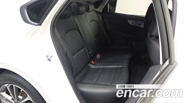 Kia K3 (II) 1.6 Prestige 2022 — фото 12