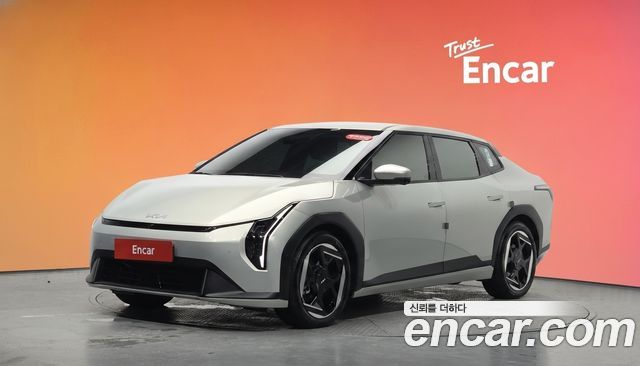Kia EV4 Long Range 2WD Earth 2026 — фото 1